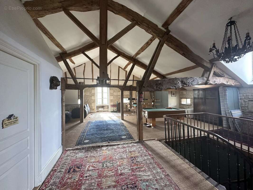 Maison à AUBETERRE-SUR-DRONNE
