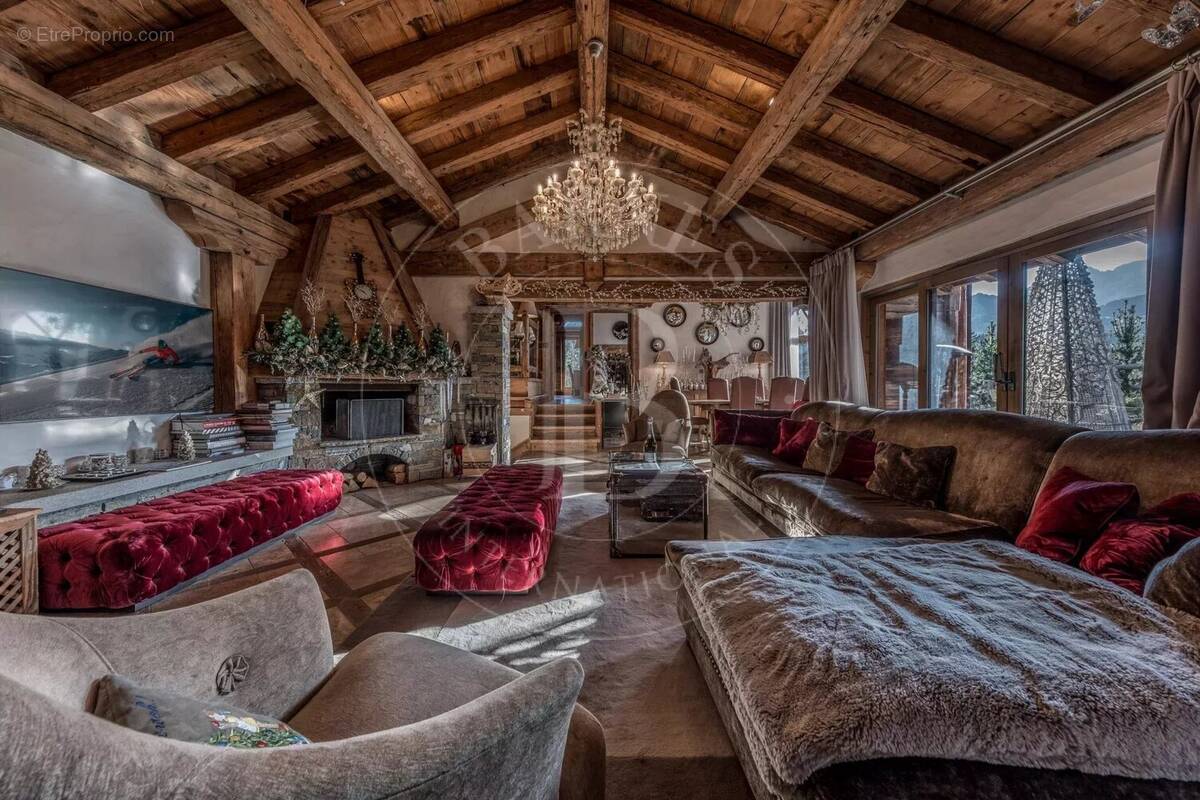 Maison à LA PERRIERE