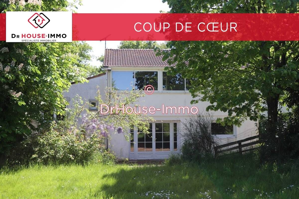 Maison à MONTAIGU