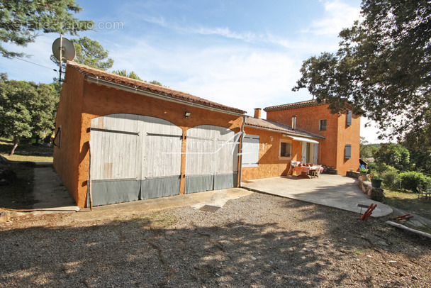 Maison à SILLANS-LA-CASCADE