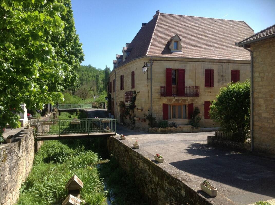 Maison à SAINT-POMPONT