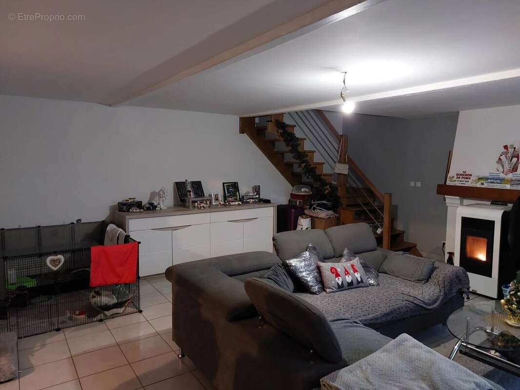 Maison à JONZAC