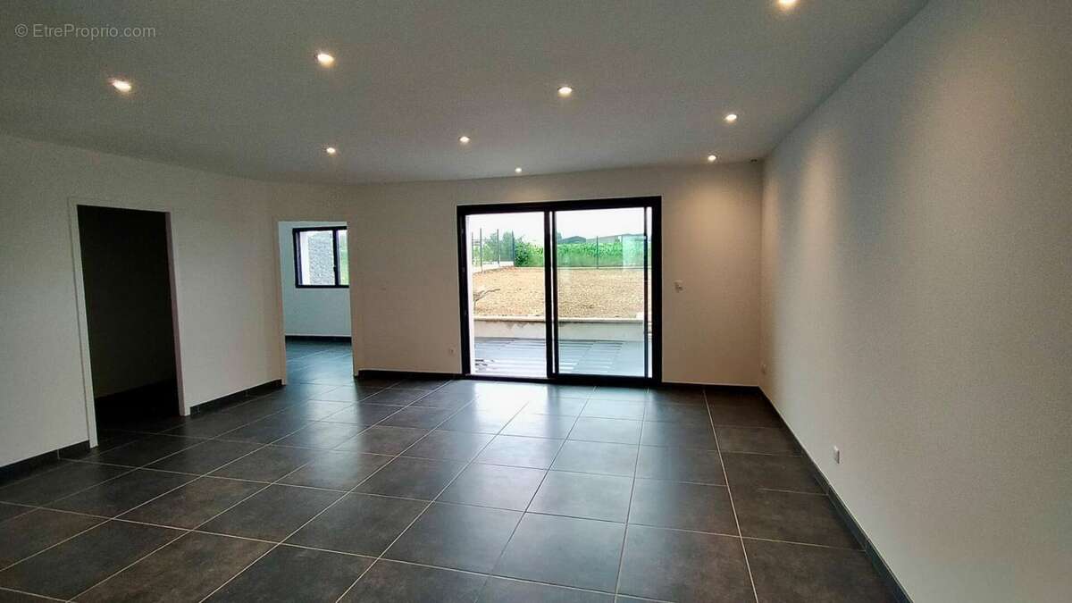 Maison à RIVERY