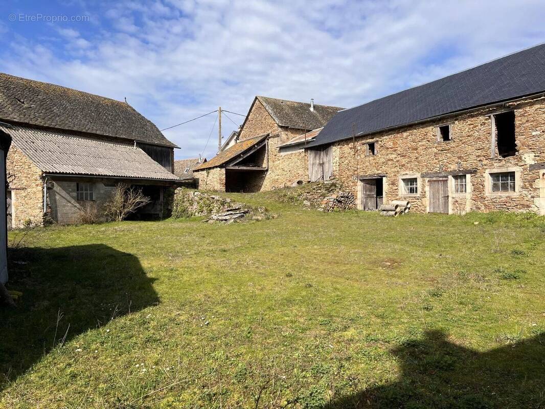 Maison à MANHAC