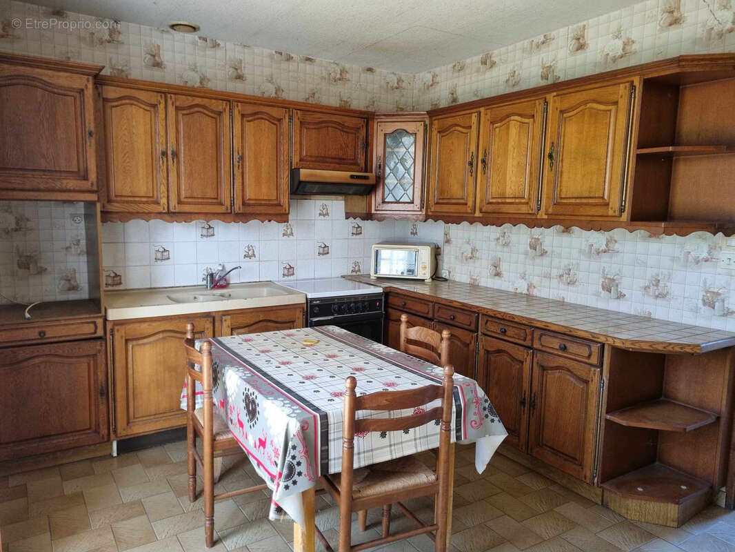 Maison à SAINT-CALAIS