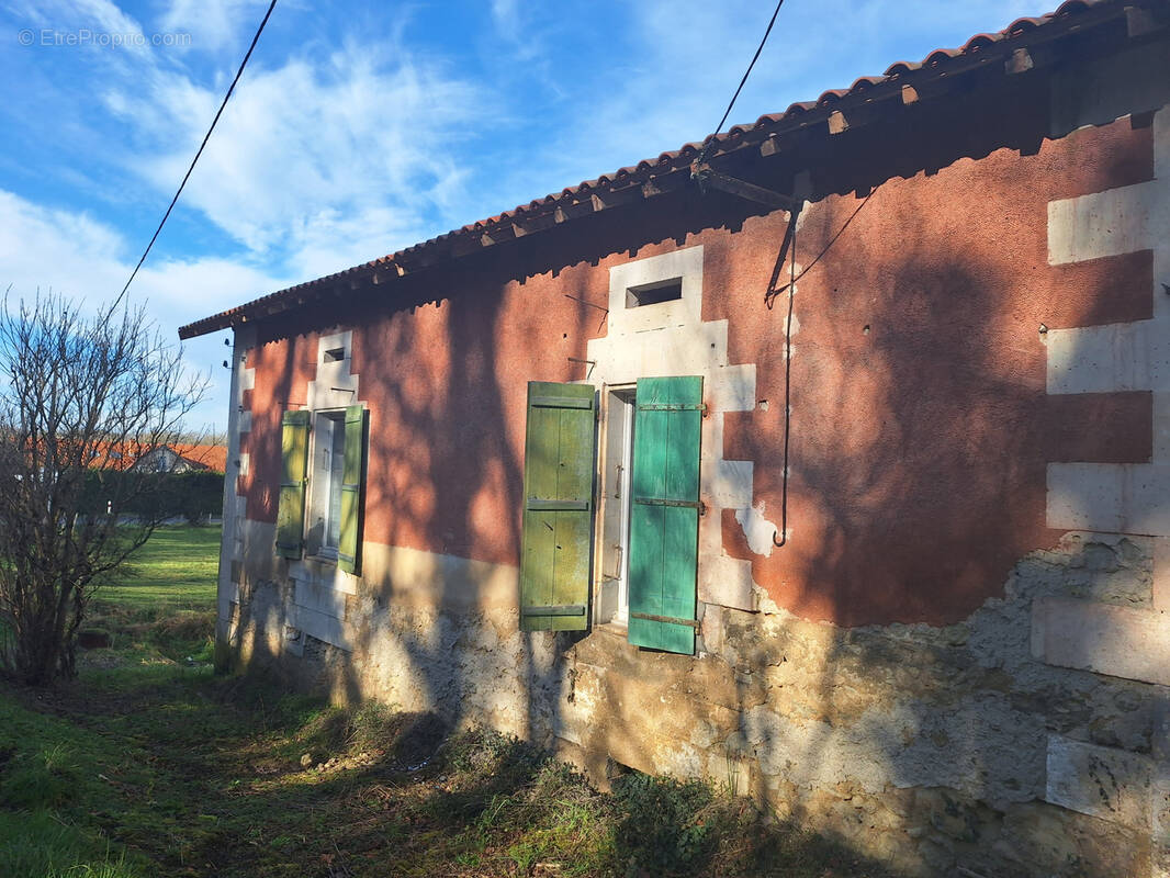 Maison à ALLEMANS