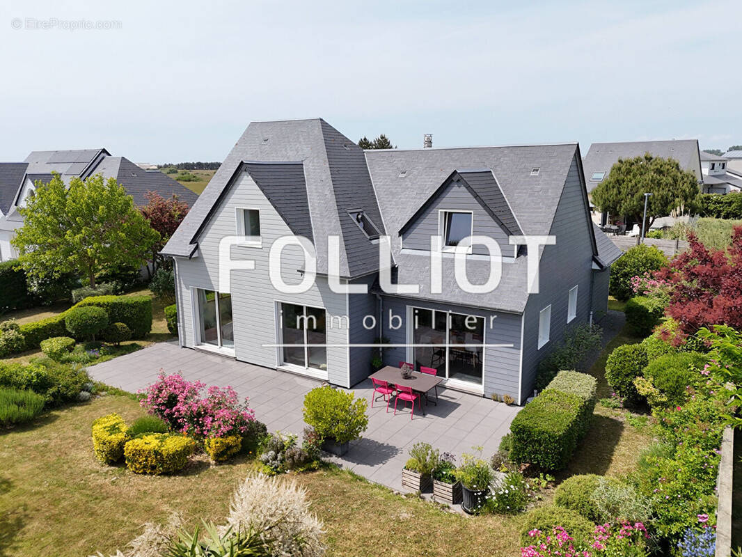 Maison à BLAINVILLE-SUR-MER