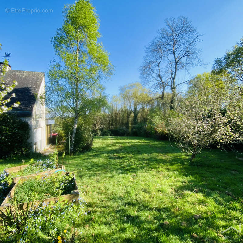Maison à LA GACILLY