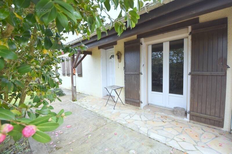 Maison à LE LANDREAU