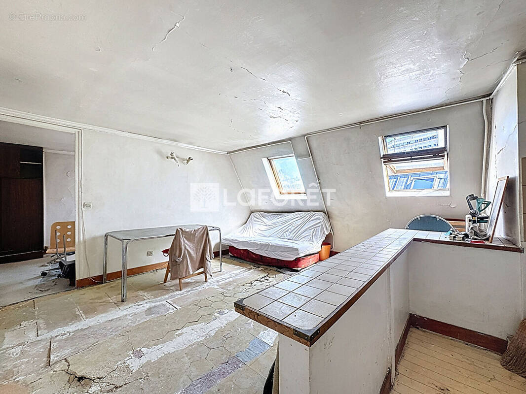 Appartement à PARIS-9E