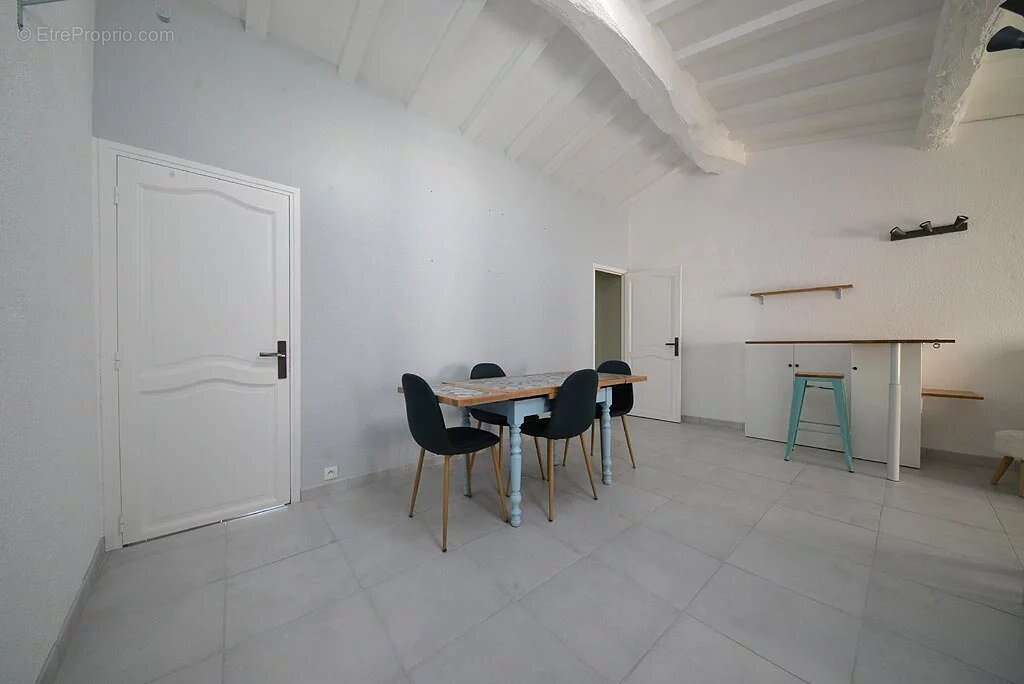 Maison à PUGET-SUR-ARGENS