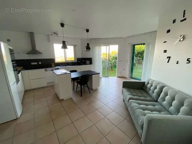 Maison à VALLAURIS