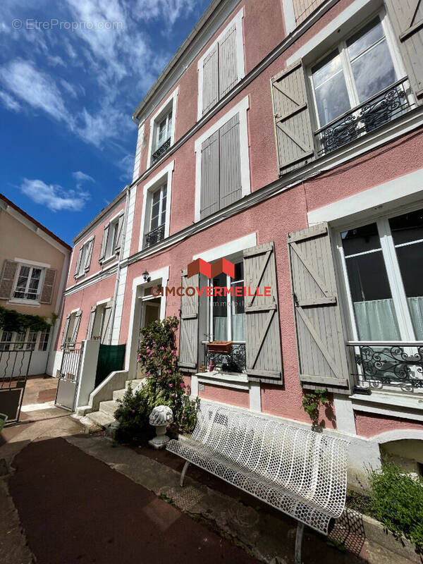 Appartement à LOUVECIENNES