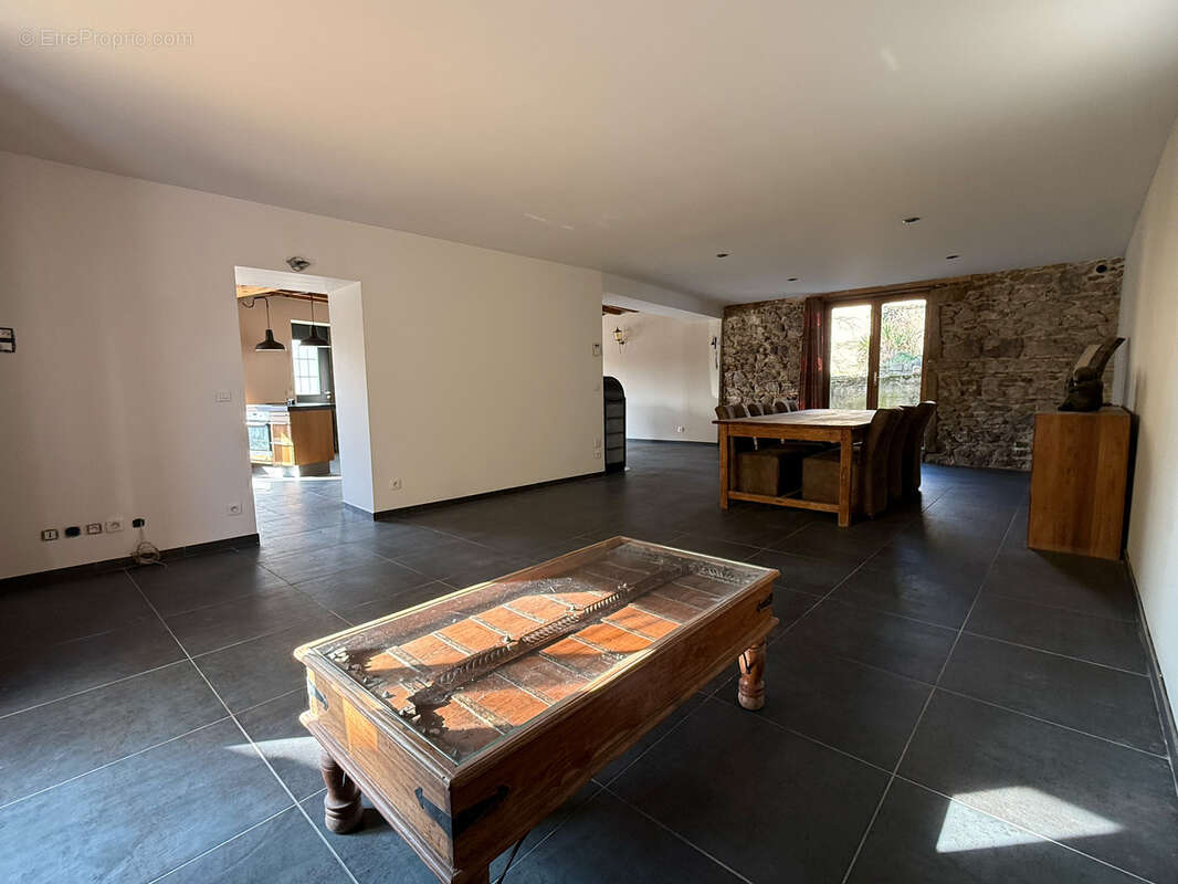 Maison à JARDIN
