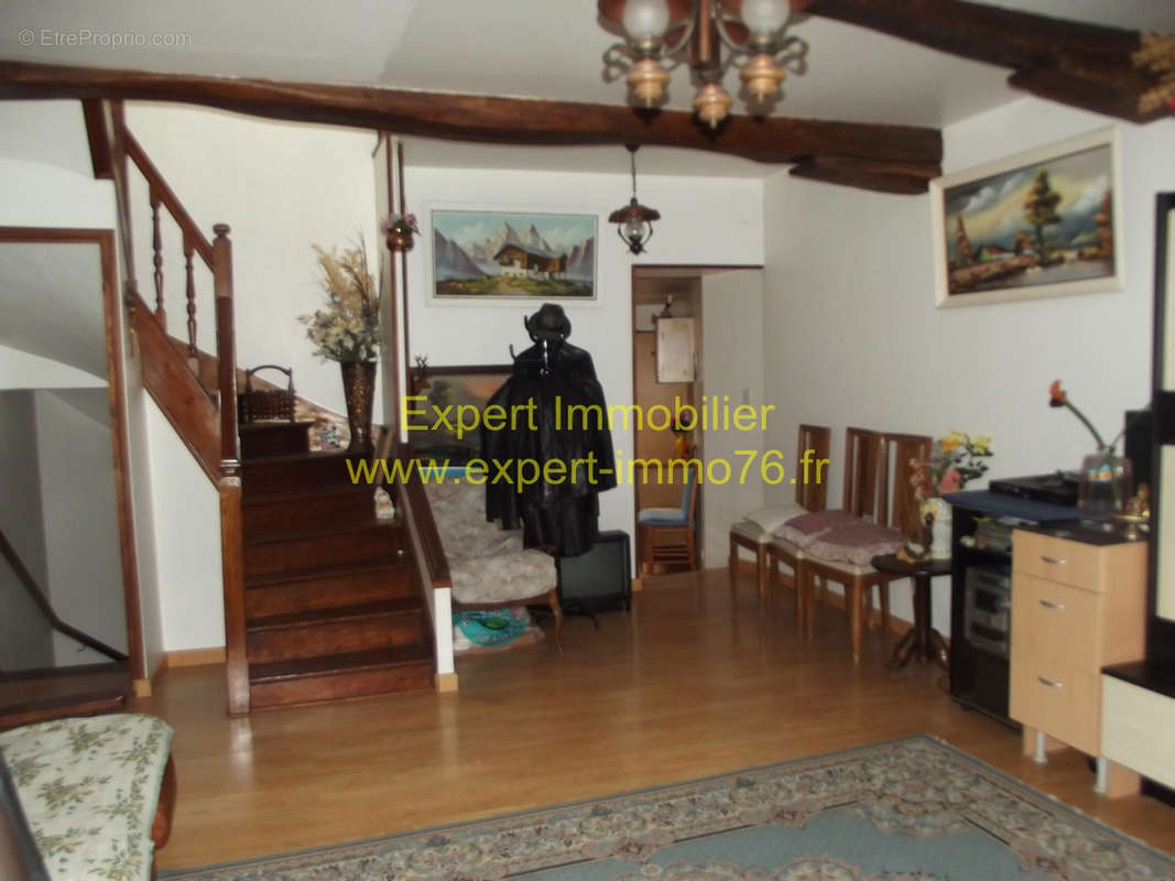 Appartement à EU