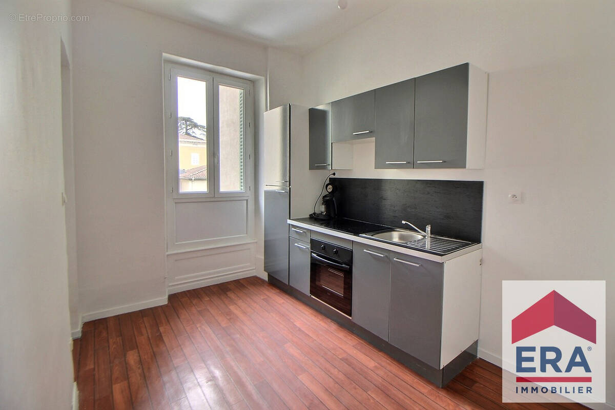 Appartement à BOURG-SAINT-ANDEOL