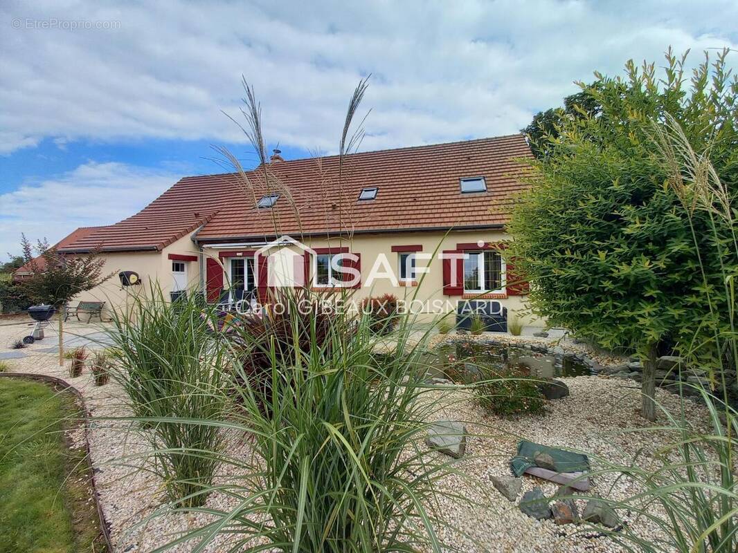 Photo 1 - Maison à ARROU