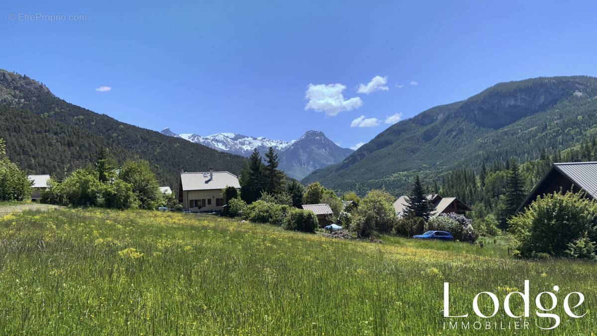 Terrain à PELVOUX