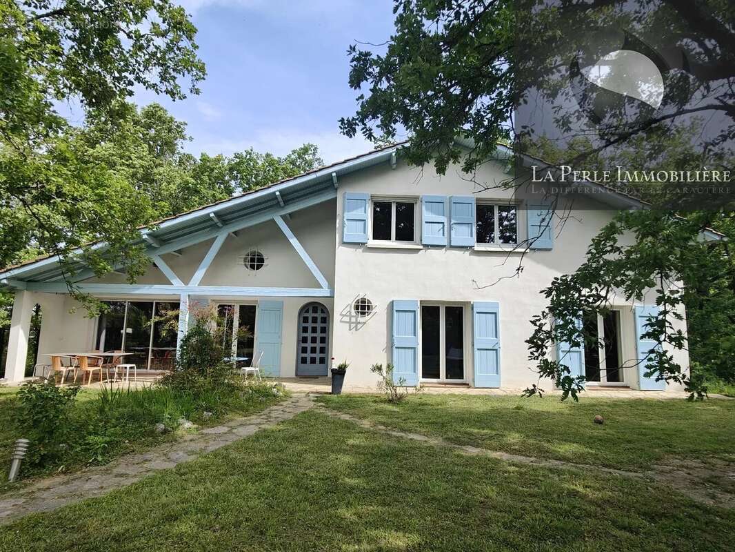 Maison à LABASTIDE-SAINT-PIERRE