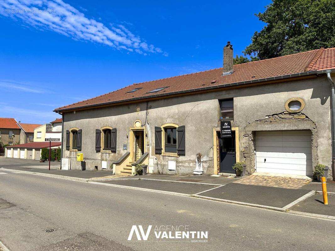 Maison à SAINT-PRIVAT-LA-MONTAGNE