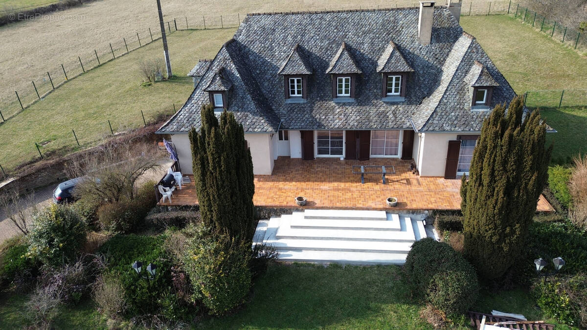 Maison à ESPALION