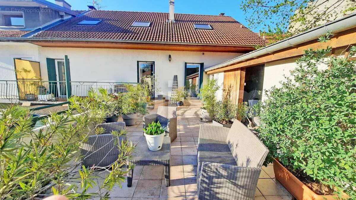 Appartement à AIX-LES-BAINS