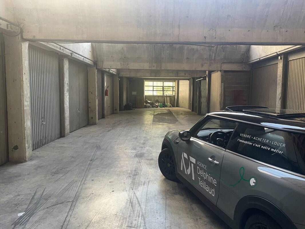 Parking à GRENOBLE