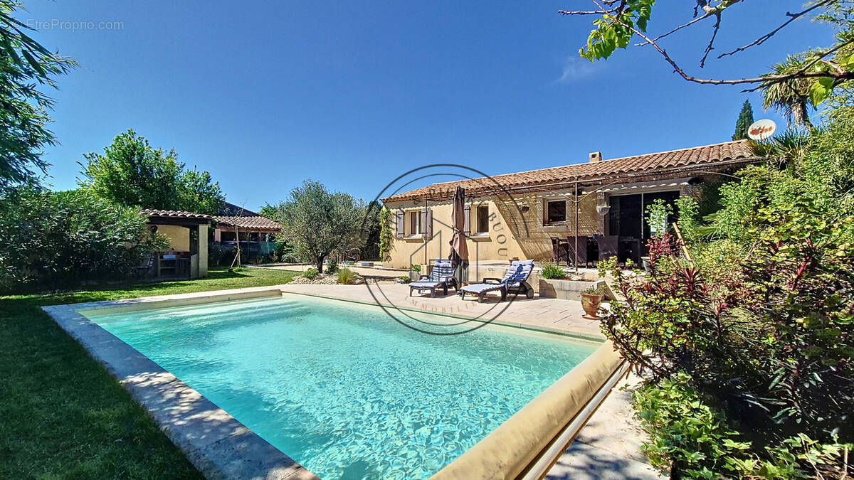 Maison à CHEVAL-BLANC