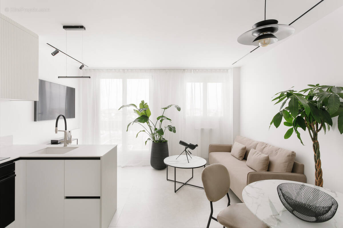 Appartement à COLOMBES
