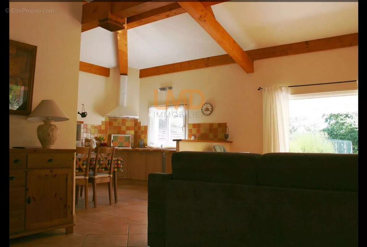 Maison à BOLLENE