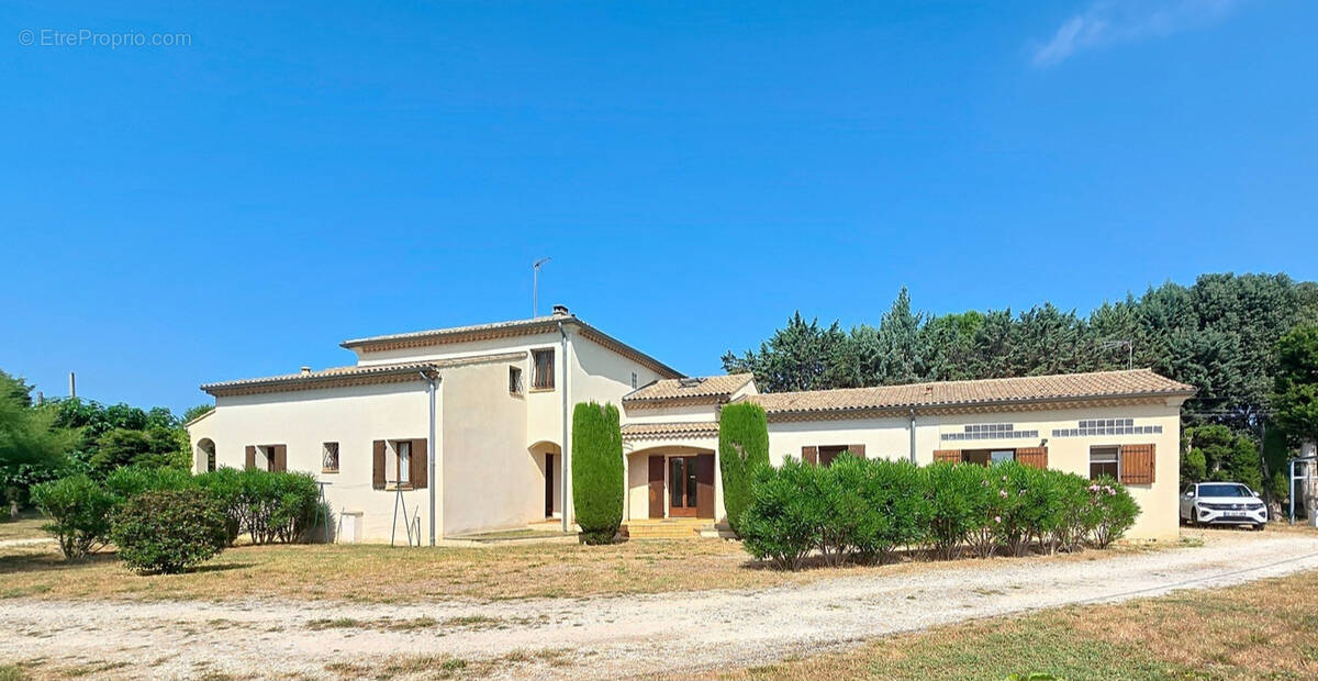 Maison à PUJAUT