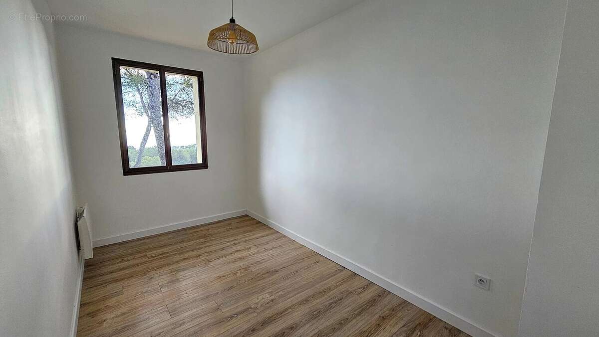 Appartement à VILLENEUVE-LOUBET
