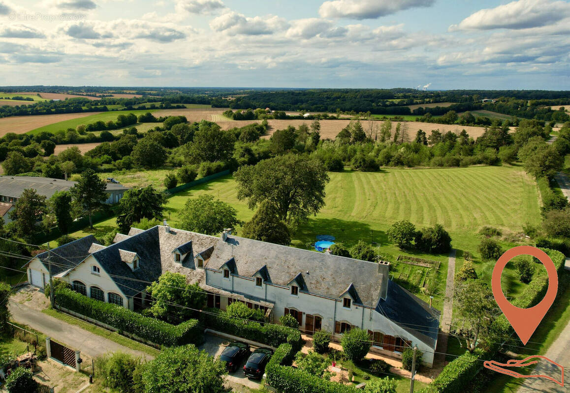 VUE AERIENNE - Maison à CERNOY-EN-BERRY
