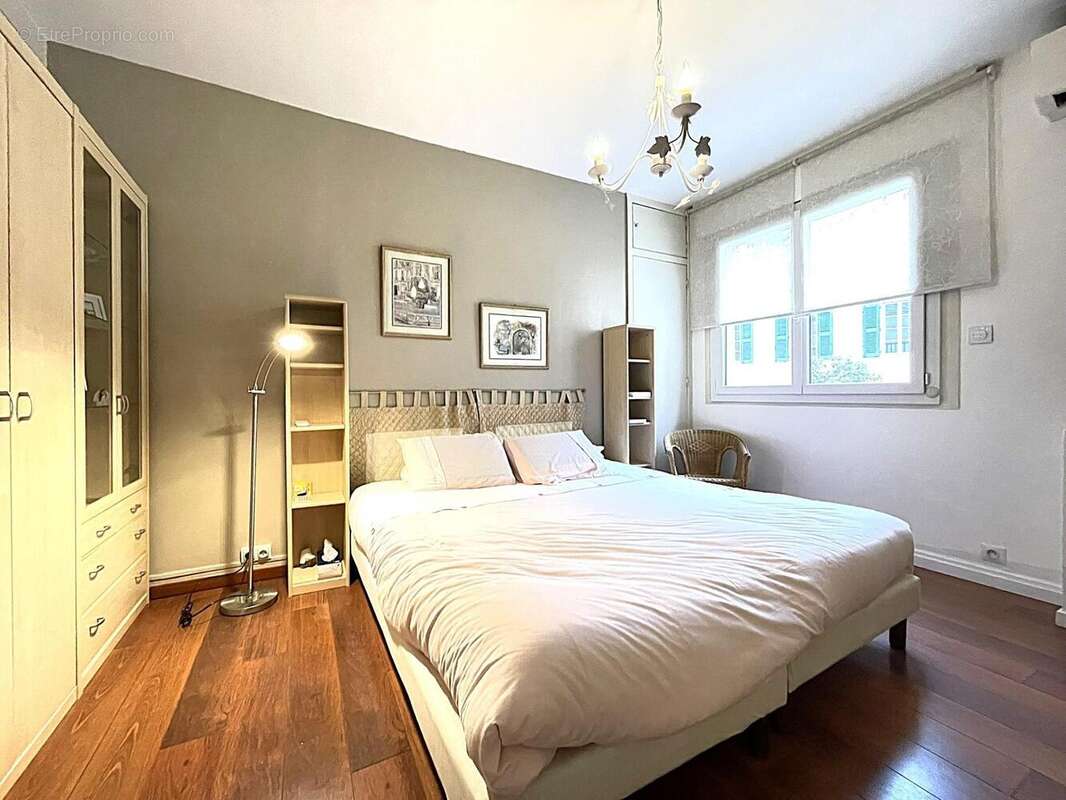 Photo 4 - Appartement à NIMES