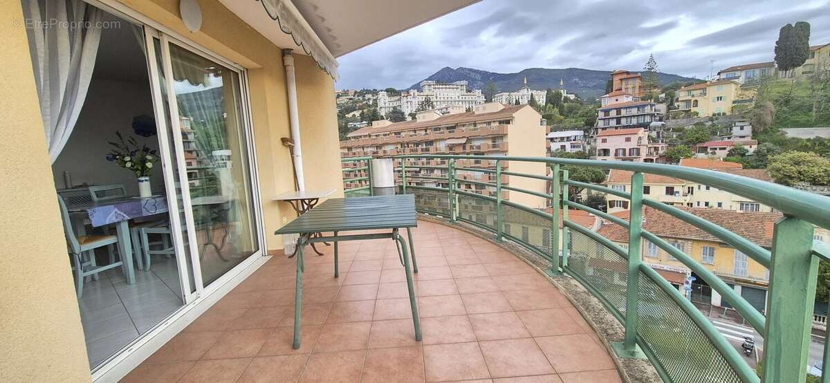 Appartement à MENTON