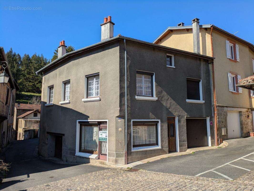 Maison à AUBIN