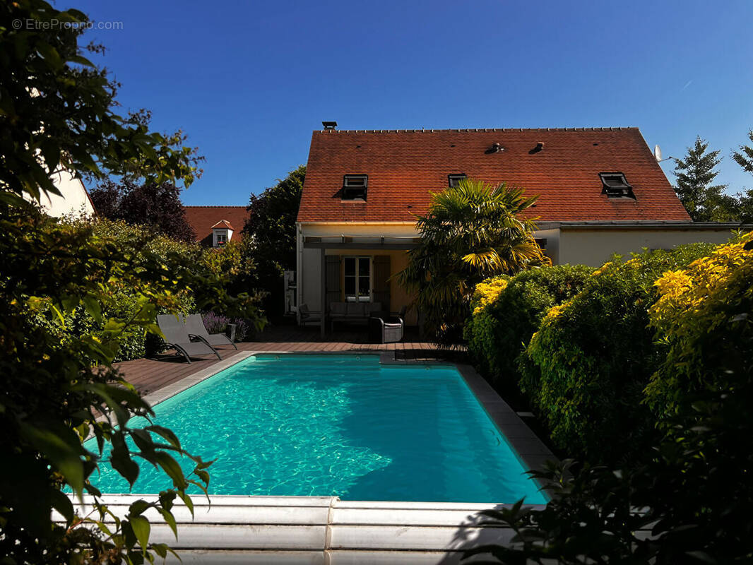 Maison à LAMORLAYE