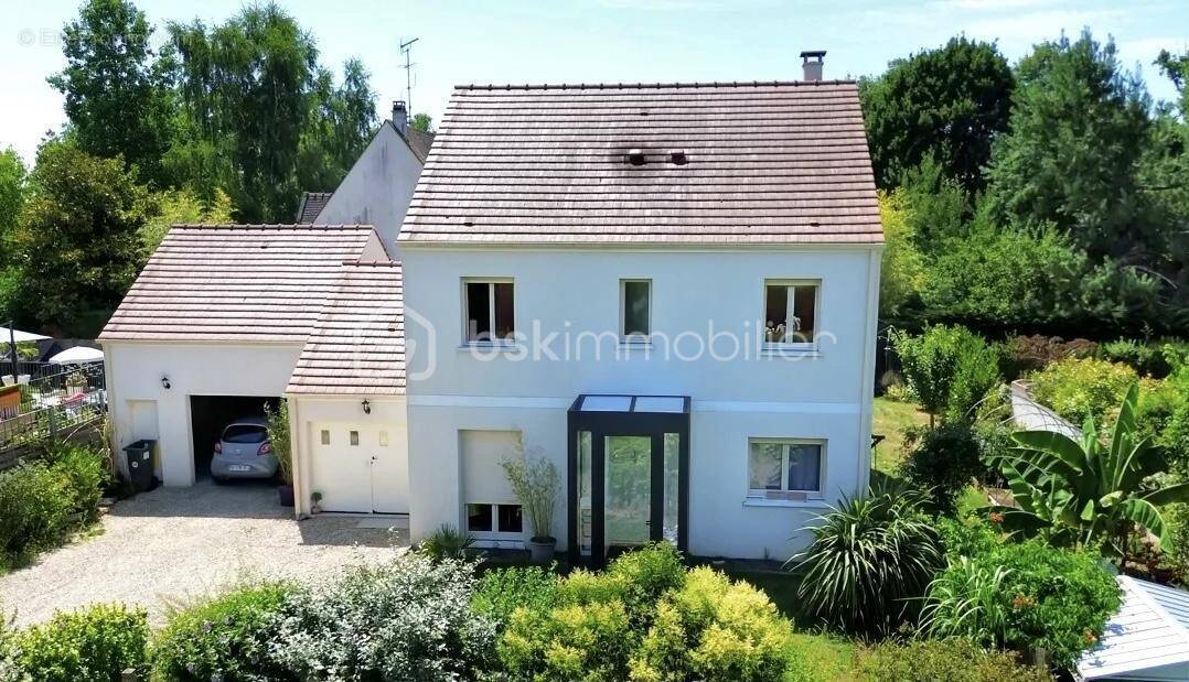 Maison à SAMOIS-SUR-SEINE