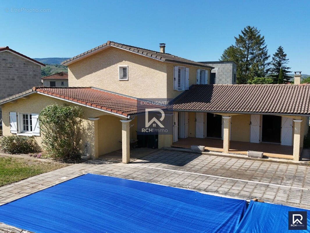 Maison à SAINT-CLAIR-DU-RHONE