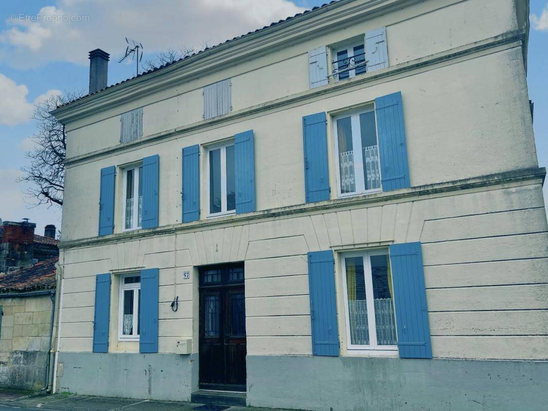 Maison à SAINT-JEAN-D&#039;ANGELY