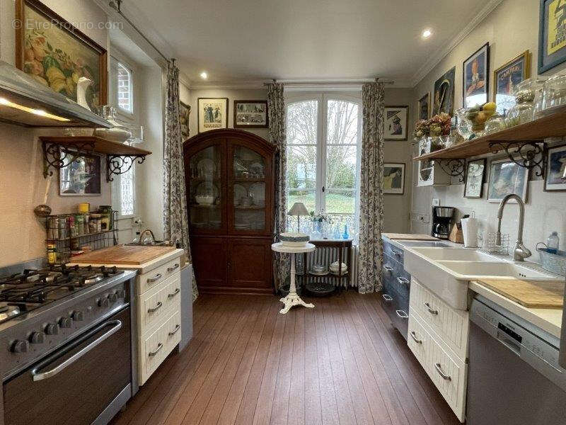 Maison à LA BAZOCHE-GOUET
