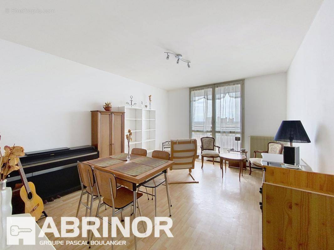 Appartement à WATTIGNIES
