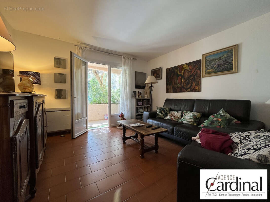Appartement à CARRY-LE-ROUET