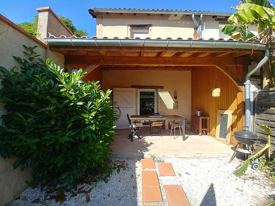 Maison à CAUSSADE