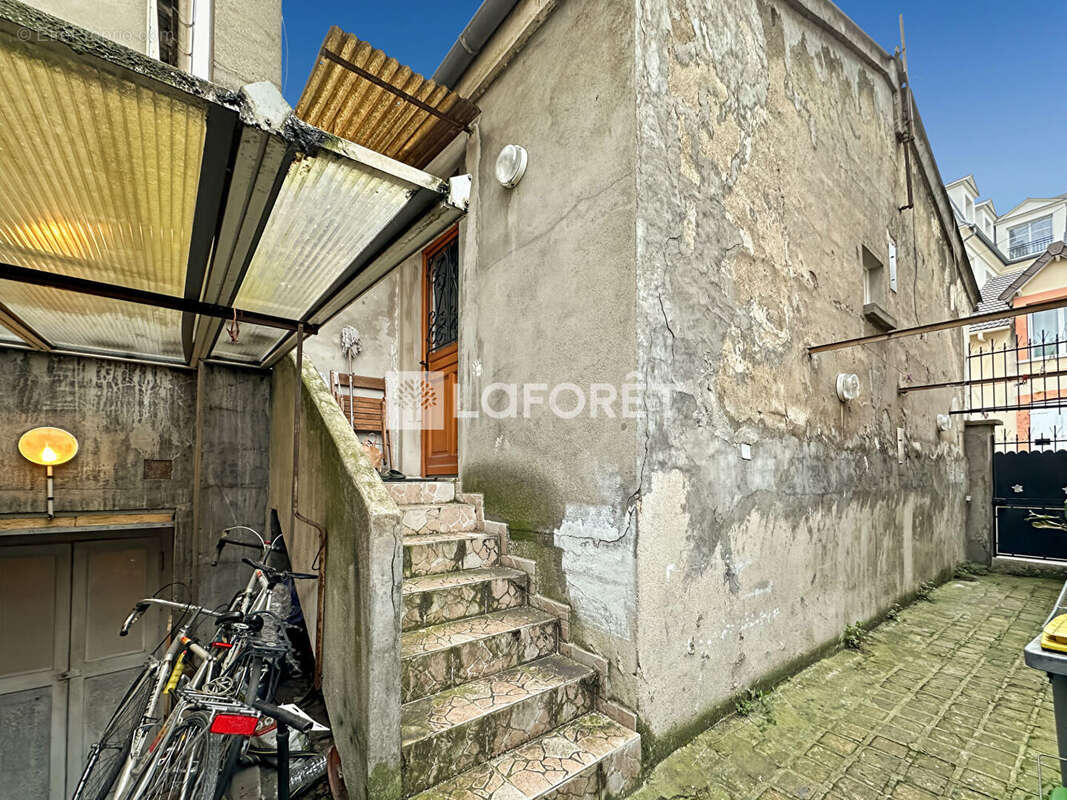 Appartement à MAISONS-ALFORT