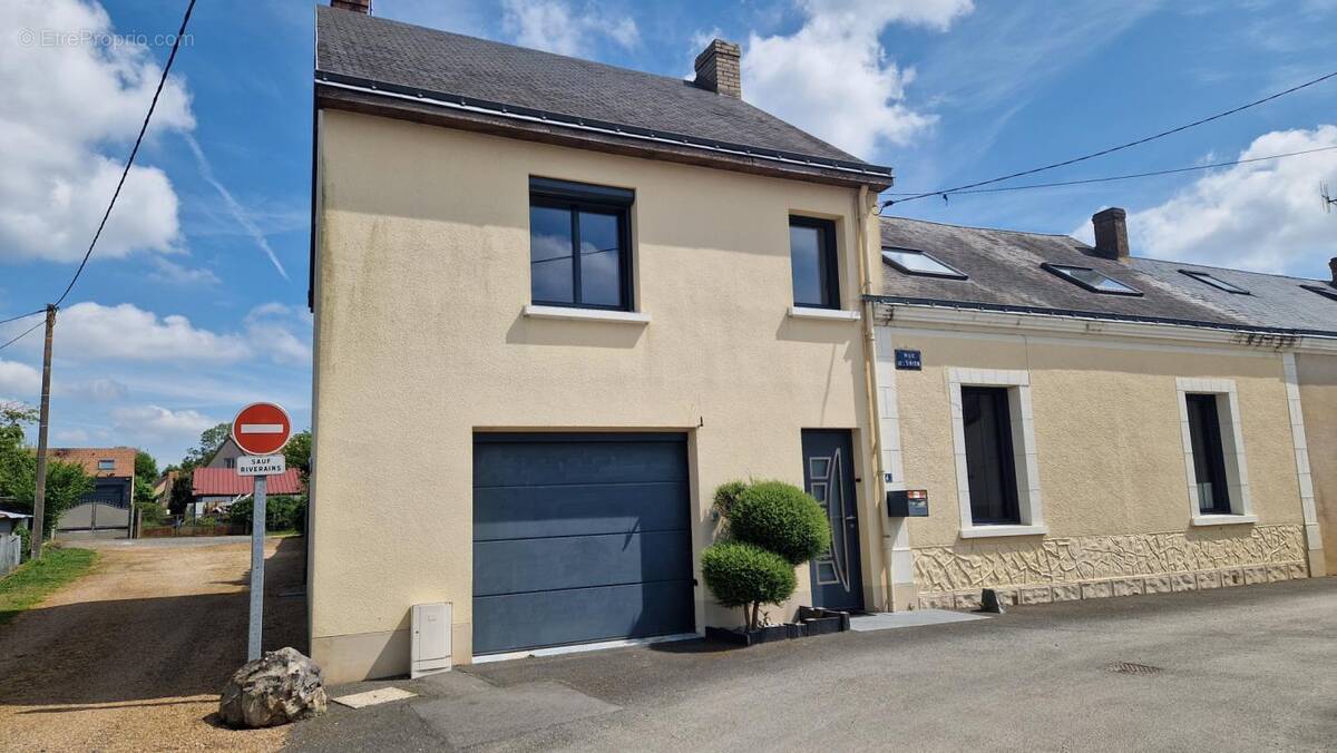 Maison à LA SUZE-SUR-SARTHE