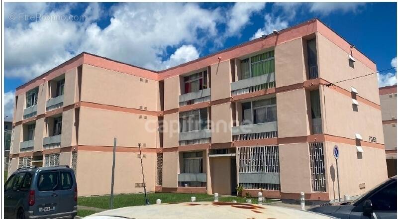 Appartement à LE ROBERT
