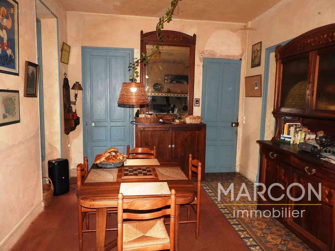 Maison à AUBUSSON