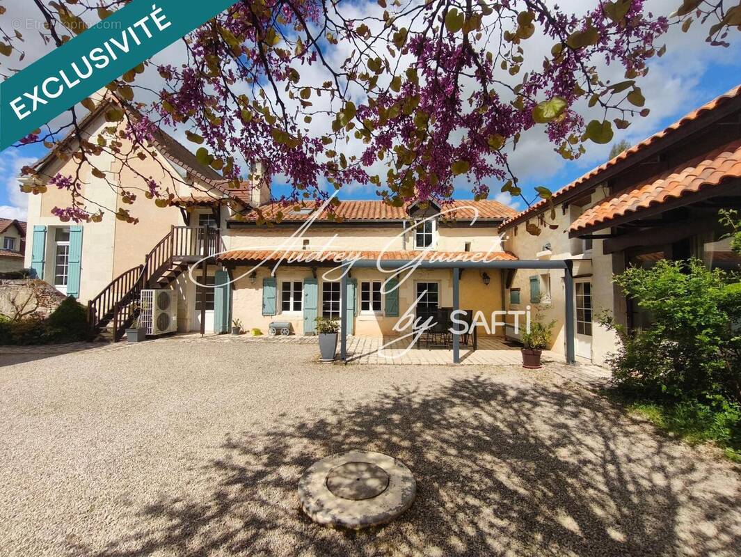 Photo 1 - Maison à SCORBE-CLAIRVAUX