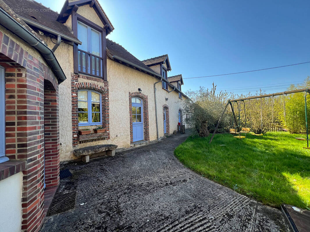 Maison à LA BOISSIERE-ECOLE